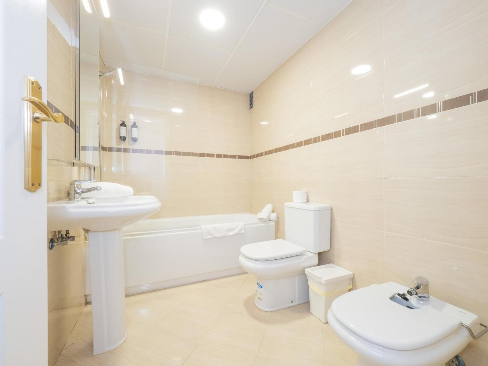 Mshome Gran Casa Rios Rosas Málaga Extérieur photo