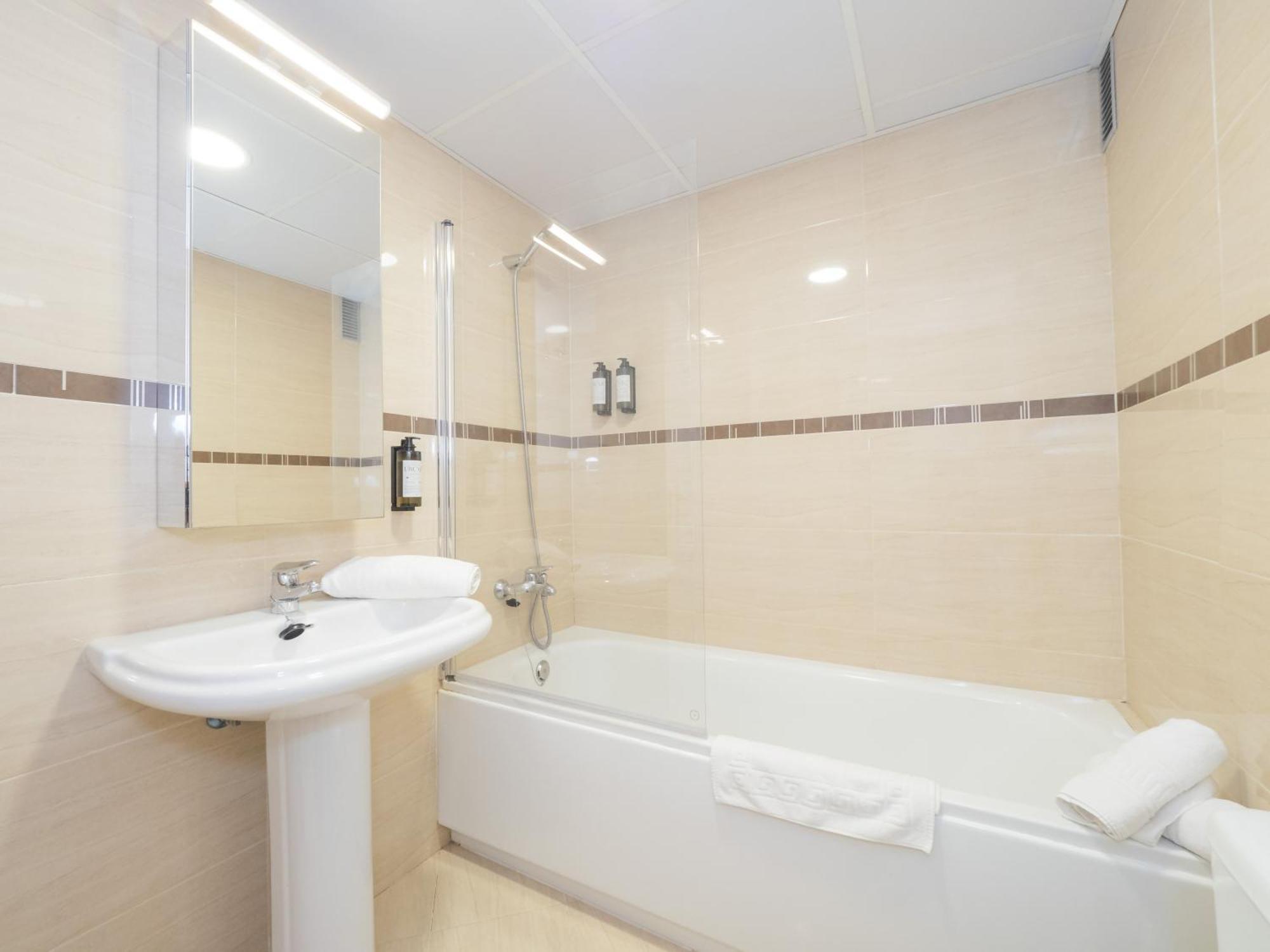 Mshome Gran Casa Rios Rosas Málaga Extérieur photo